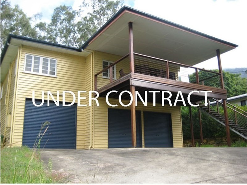 9 King Street, Somerset Dam QLD 4312