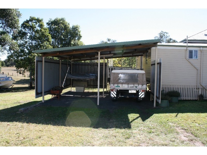 Blackbutt QLD 4306