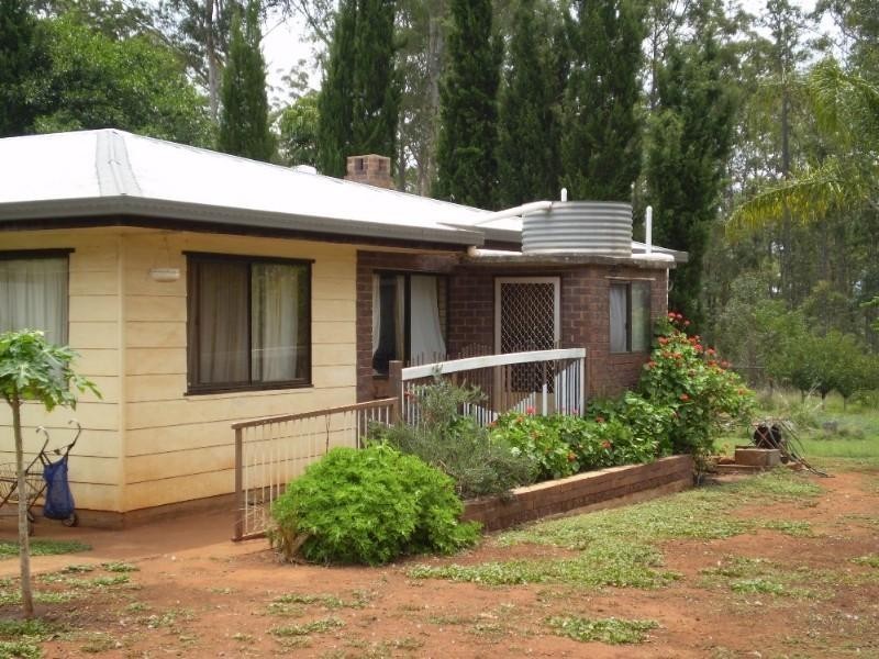 66 Brett Road, Blackbutt QLD 4306