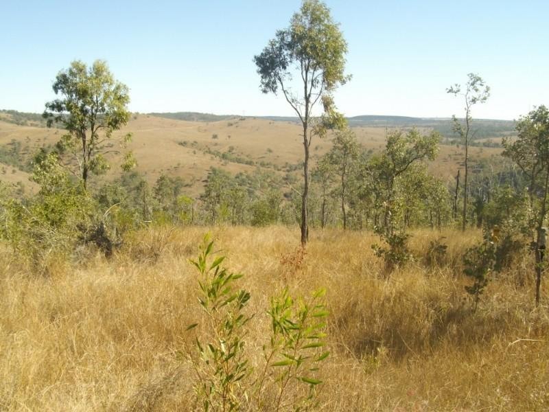 321 Stretton Drive, Blackbutt QLD 4306