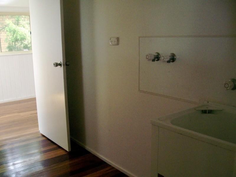 Blackbutt QLD 4306