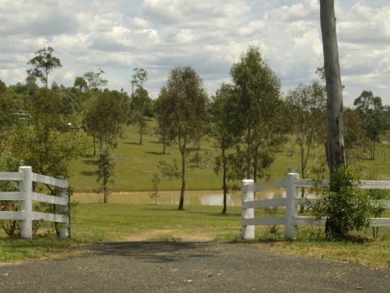 Blackbutt QLD 4306