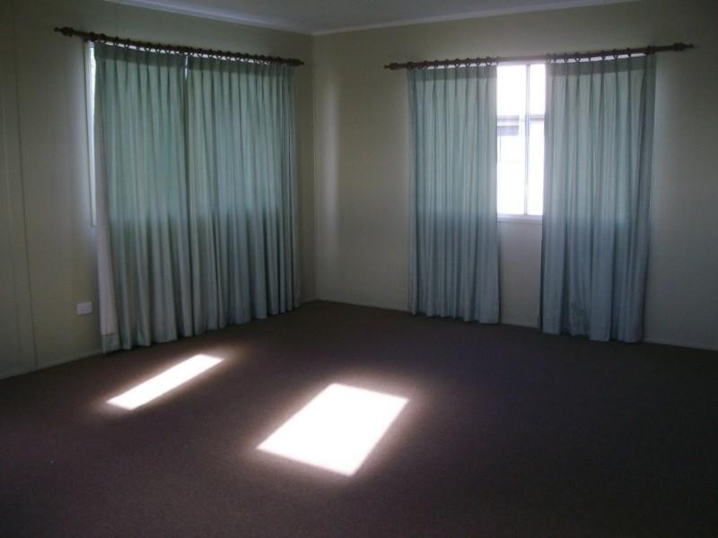 Blackbutt QLD 4306