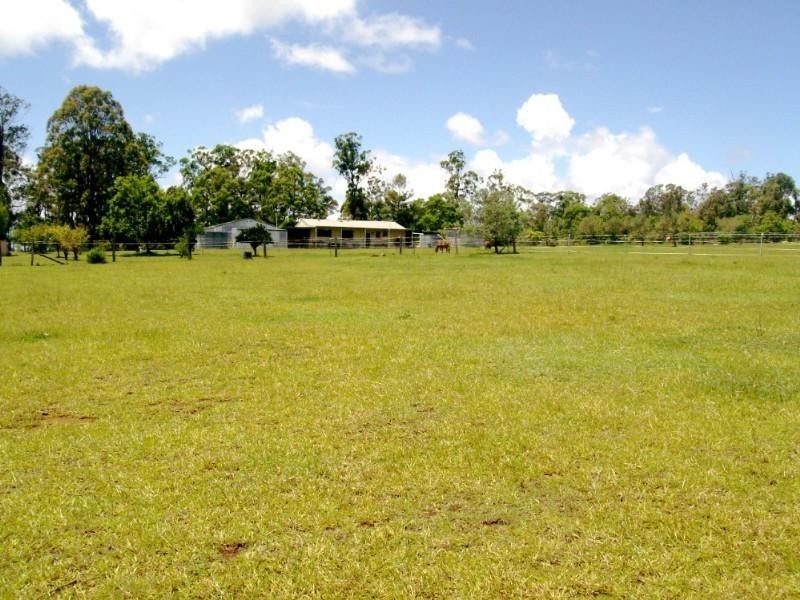 Blackbutt QLD 4306