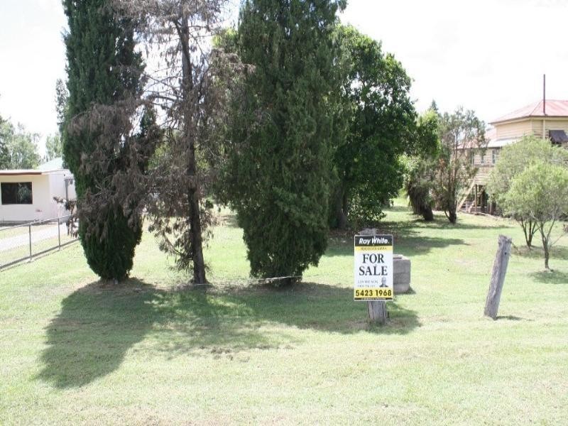 52 George Street, Toogoolawah QLD 4313