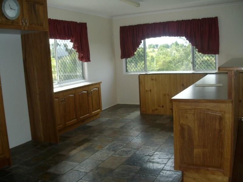 Blackbutt QLD 4306