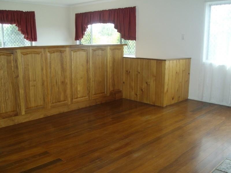 Blackbutt QLD 4306