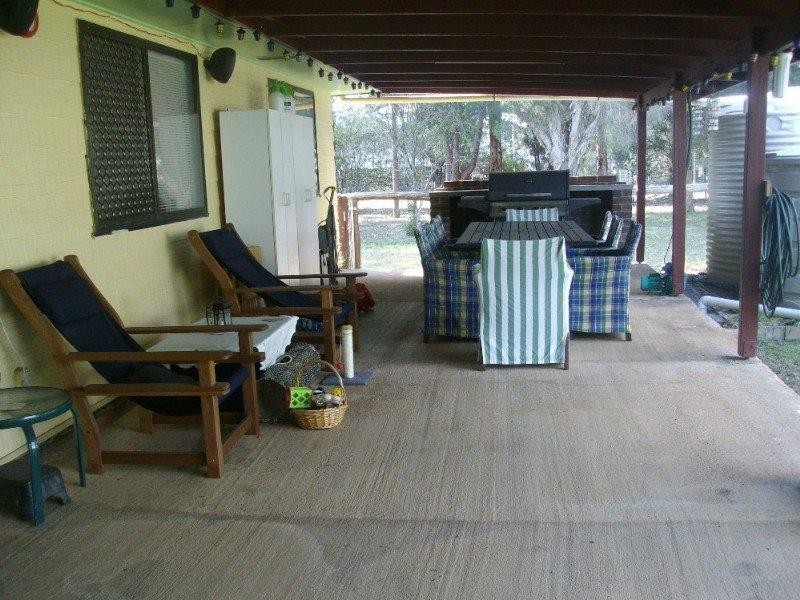 7 Chester Le, Blackbutt QLD 4306