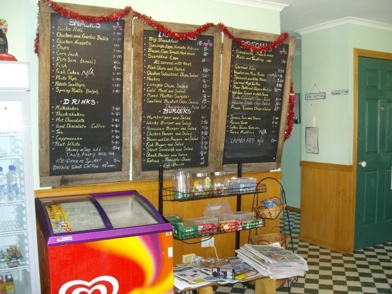 24 Toomey Street, Yarraman QLD 4614