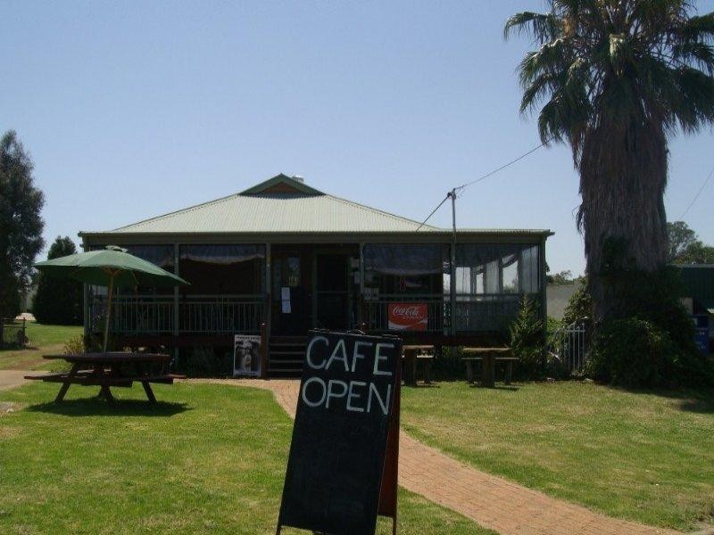 24 Toomey Street, Yarraman QLD 4614