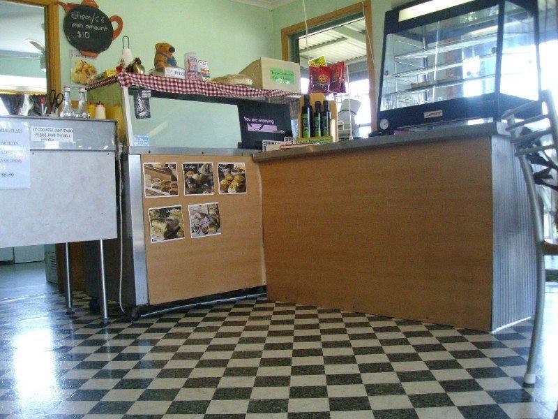 24 Toomey Street, Yarraman QLD 4614