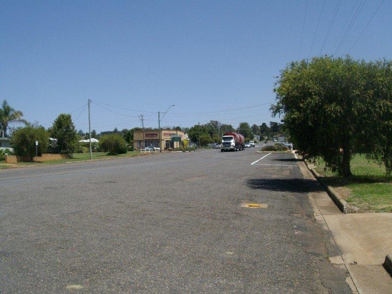 24 Toomey Street, Yarraman QLD 4614