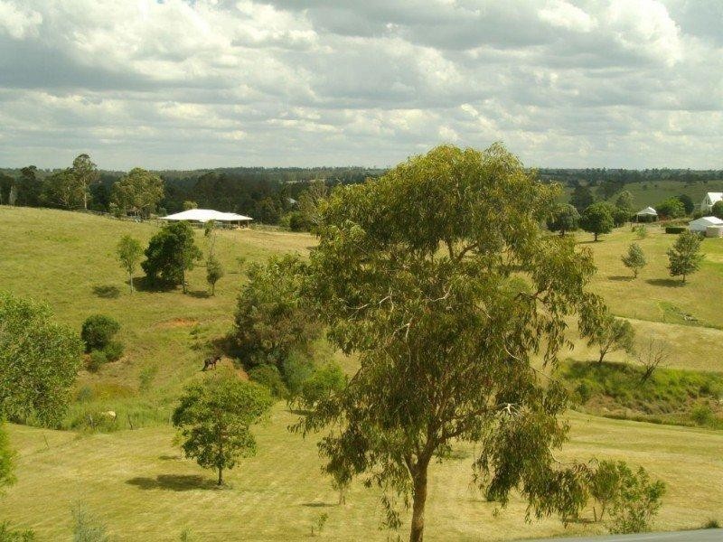 Blackbutt QLD 4306