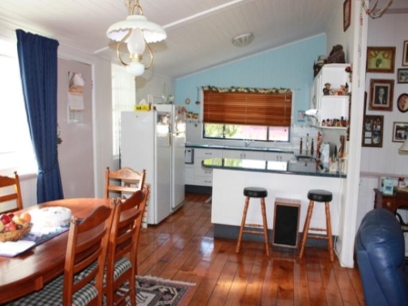 13 Charles Street, Toogoolawah QLD 4313