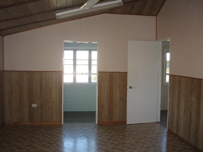 59 Zernike Lane, Toogoolawah QLD 4313