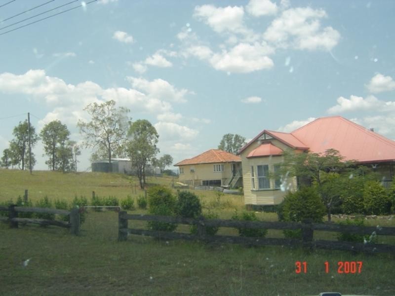 3 Pryde, Esk QLD 4312