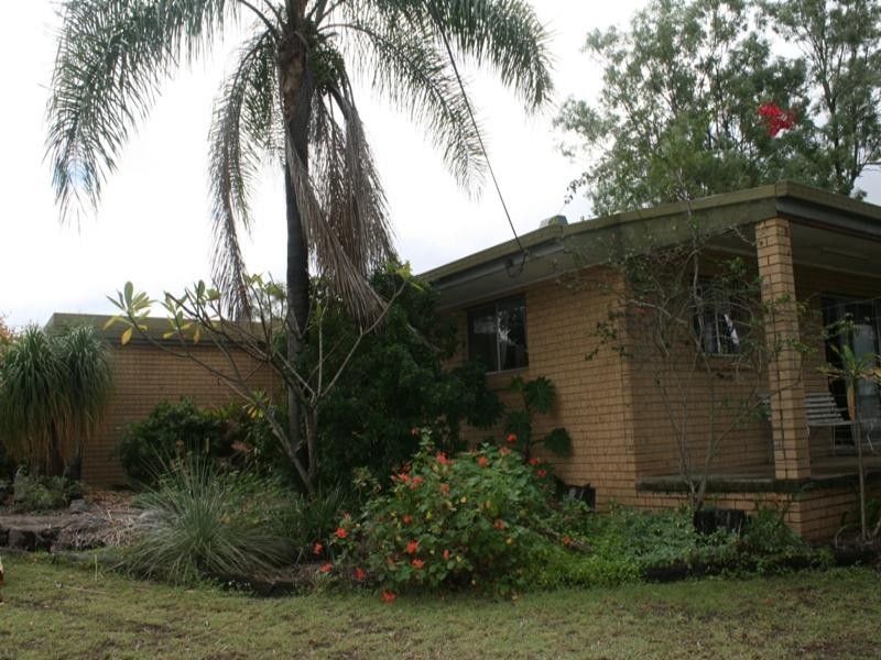 79 Eskdale Road, Toogoolawah QLD 4313