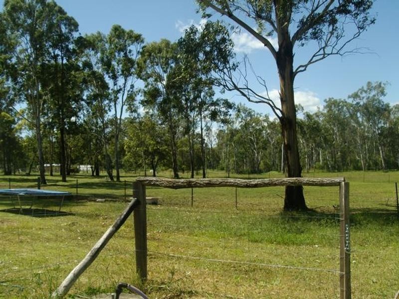 Blackbutt QLD 4306
