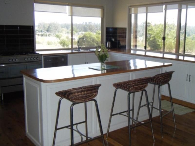 57 KNAGGS Court, Blackbutt QLD 4306