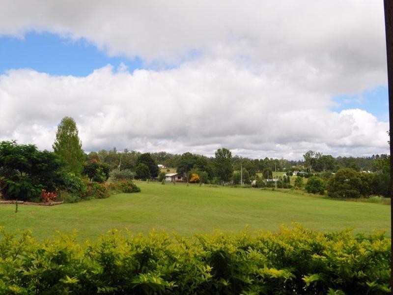 57 KNAGGS Court, Blackbutt QLD 4306