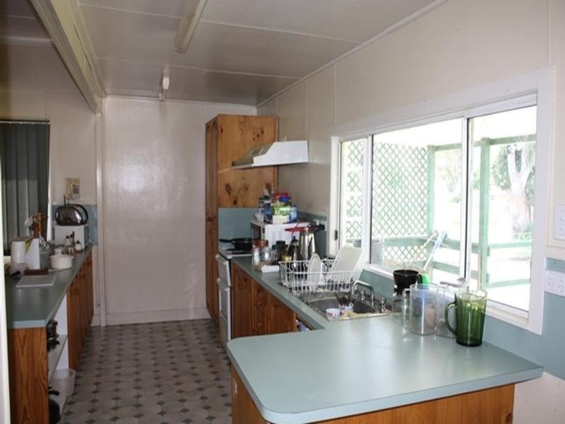 48 George Street, Toogoolawah QLD 4313