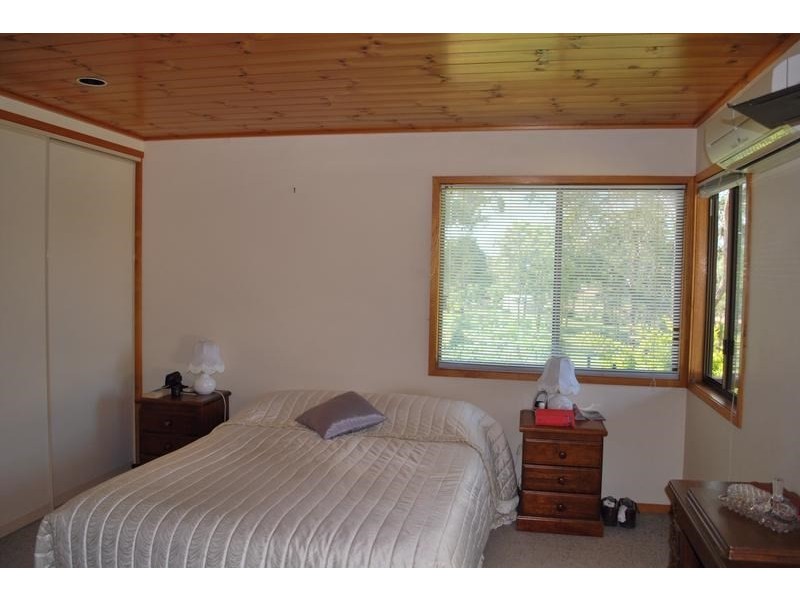 4 SMITH Street, Yarraman QLD 4614