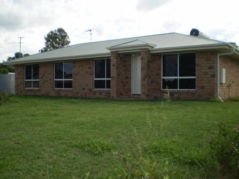 27 Colinton Street, Braemore QLD 4313