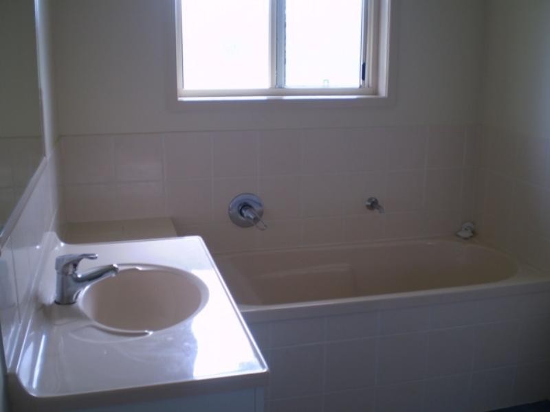 27 Colinton Street, Braemore QLD 4313