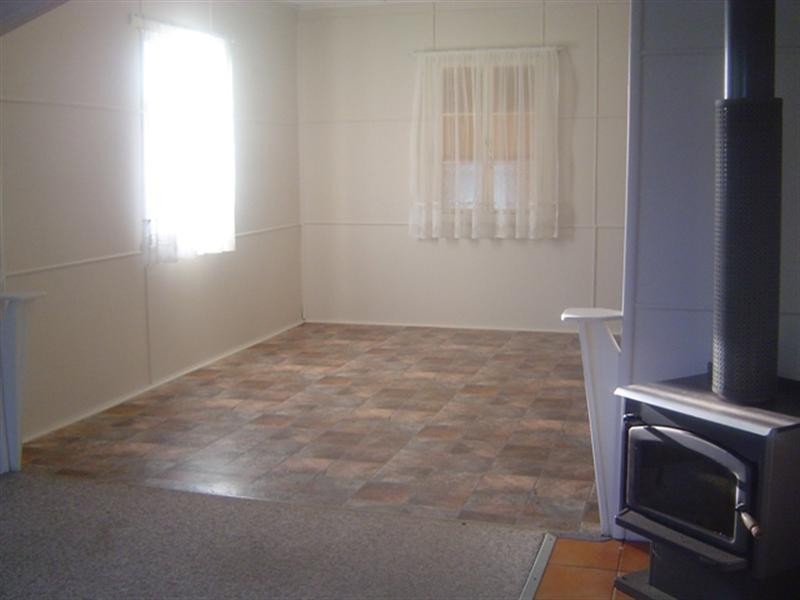 1 Eskdale Street, Moore QLD 4306