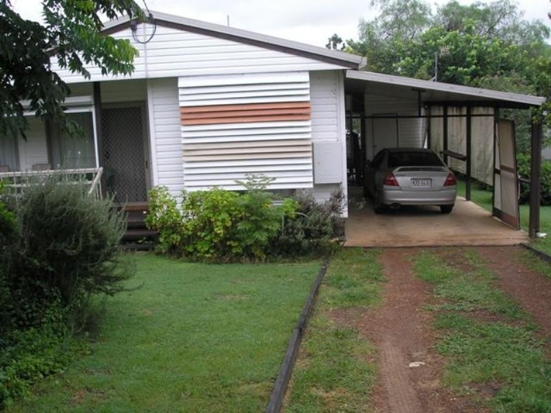 3 Kelly Court, Esk QLD 4312