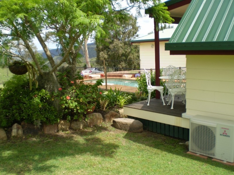 Blackbutt QLD 4306