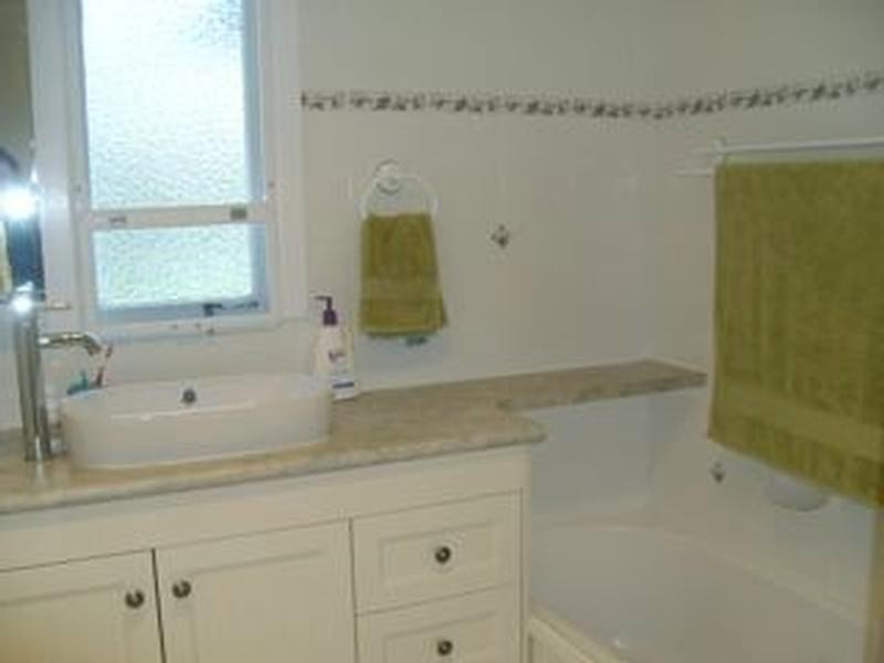 27 Blackbutt Street, Blackbutt QLD 4306