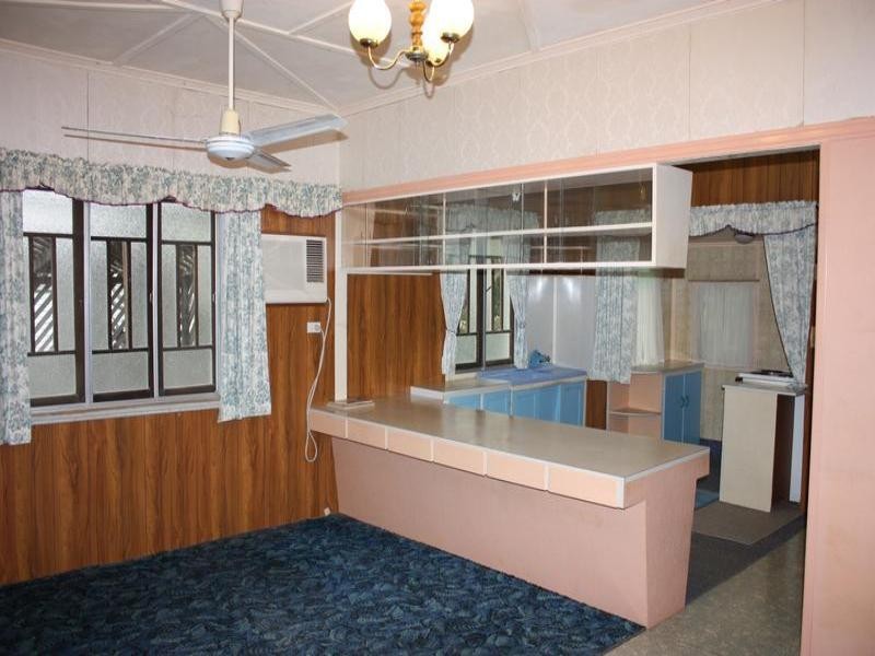 15 Cairnscroft Street, Toogoolawah QLD 4313