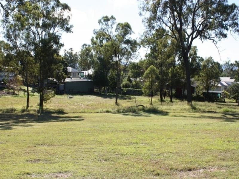 11 Fulham Street, Toogoolawah QLD 4313