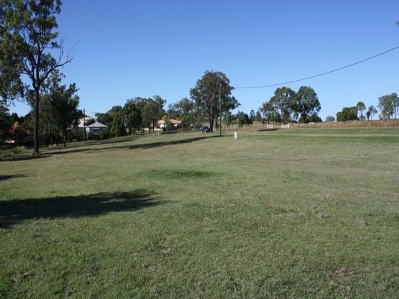 11 Fulham Street, Toogoolawah QLD 4313