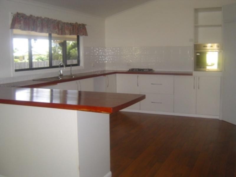 15 George Street, Blackbutt QLD 4306