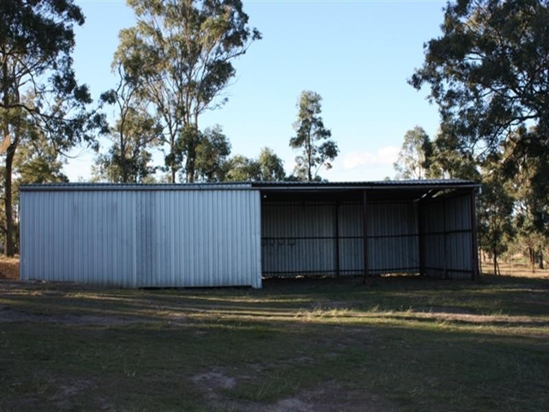 99 Deadhorse Lane, Toogoolawah QLD 4313
