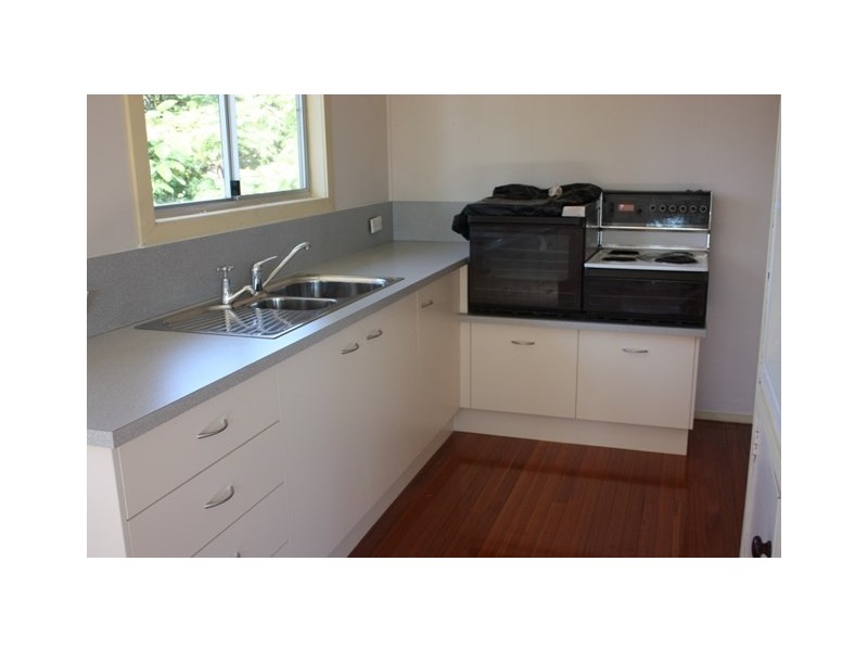 60 George Street, Toogoolawah QLD 4313