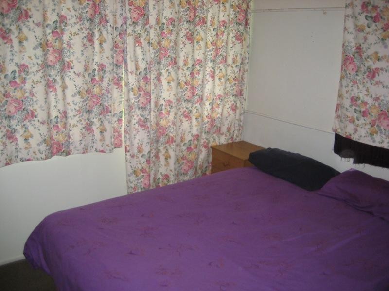 18 Rocky Street, Somerset Dam QLD 4312