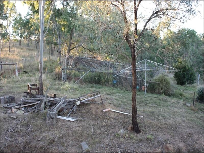 106 Baisdens Lane, Toogoolawah QLD 4313