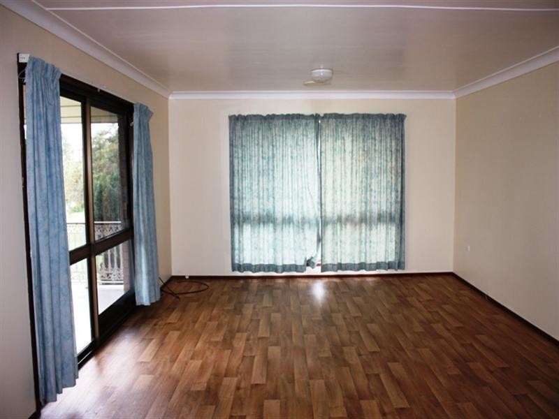 62 Dinyarra Street, Toogoolawah QLD 4313