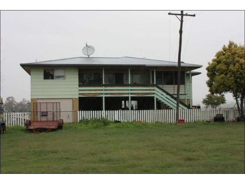 Cressbrook QLD 4313