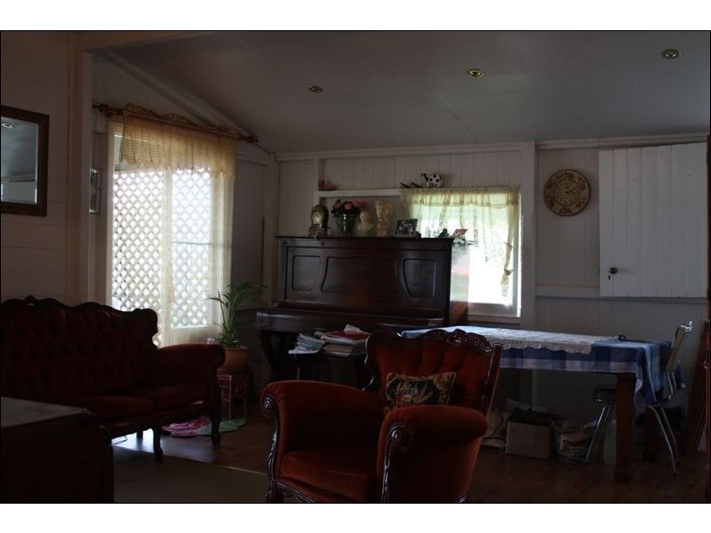 6 Annette Street, Toogoolawah QLD 4313