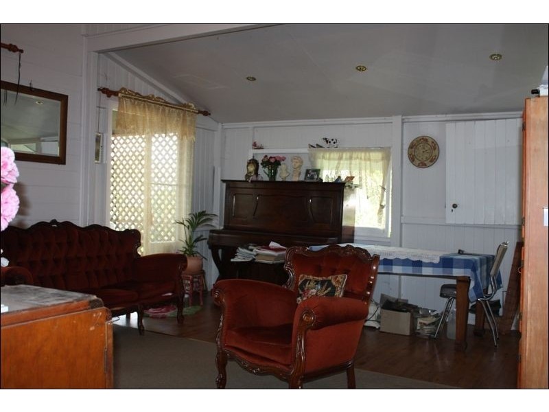 6 Annette Street, Toogoolawah QLD 4313