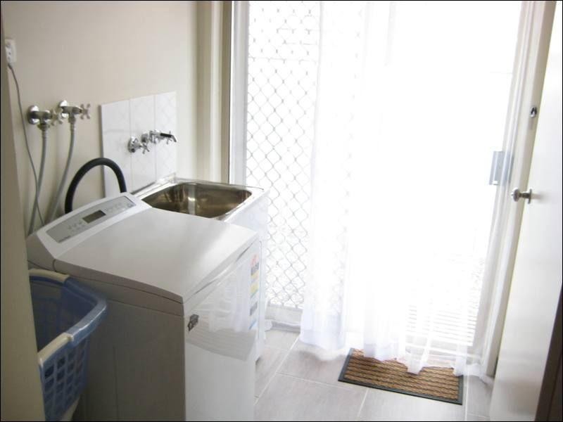 3 Guldbransen Street, Somerset Dam QLD 4312