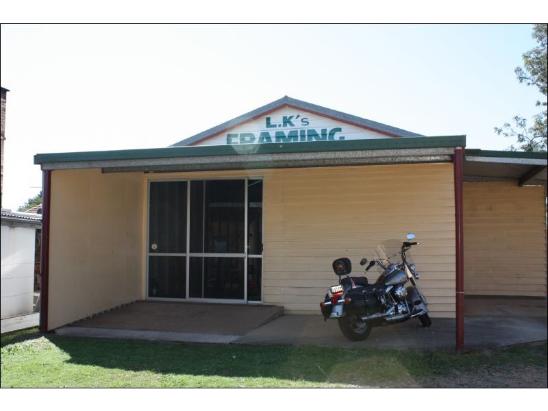 38 Coulsen Street, Blackbutt QLD 4306