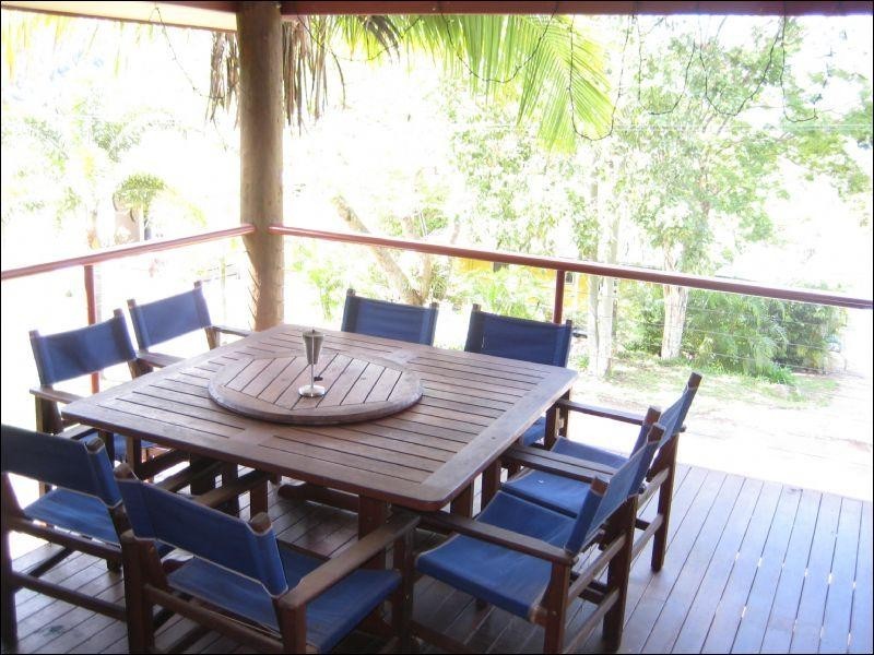 6 Fourth Avenue, Somerset Dam QLD 4312