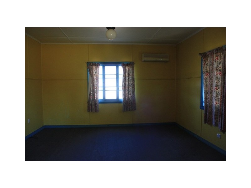 28 Cormack, Esk QLD 4312