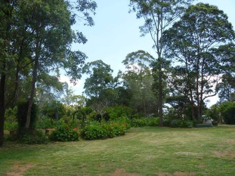 42 Hilary Road, Benarkin QLD 4306