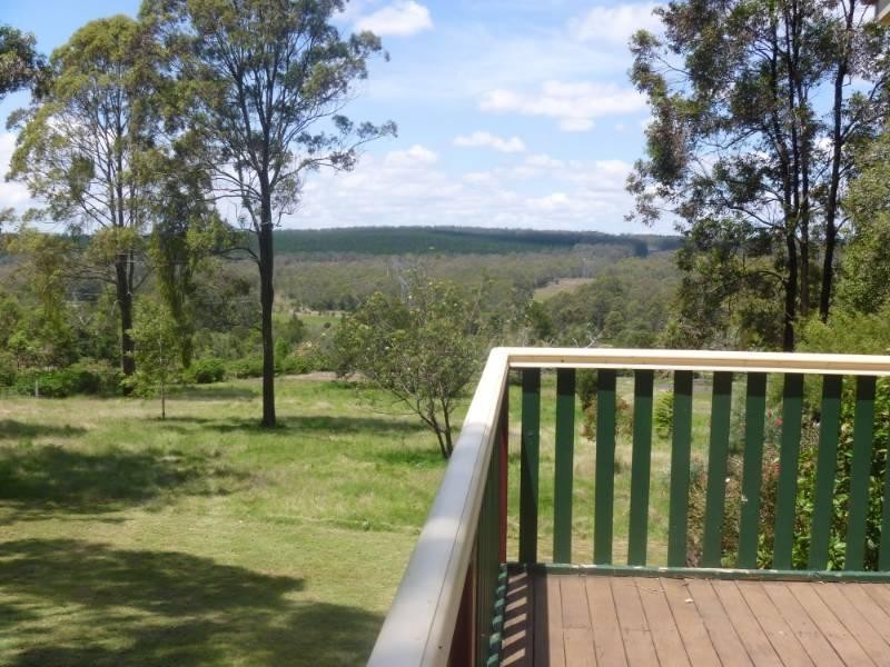 42 Hilary Road, Benarkin QLD 4306